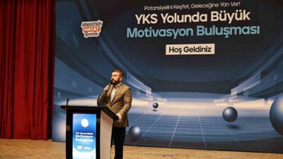 Arnavutköy Belediyesi tarafından sınava hazırlanan öğrenciler için “YKS Yolunda Büyük
