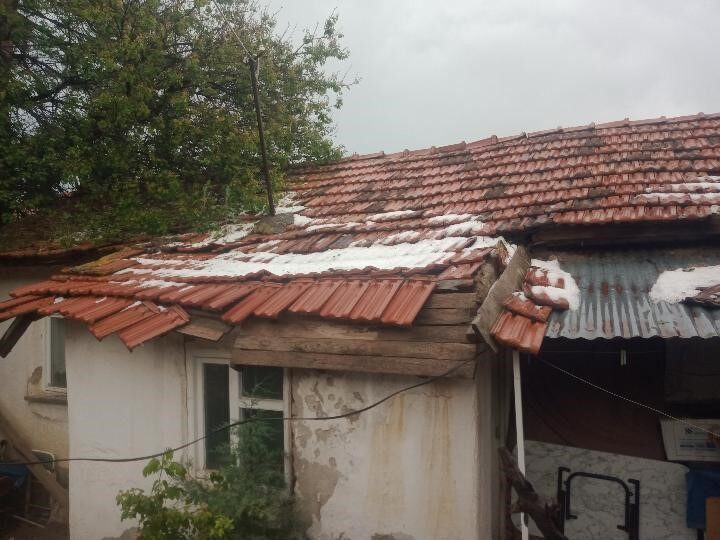 Eskişehir’in Çifteler ilçesinde aşırı sağanak yağış sonucunda müstakil bir evin