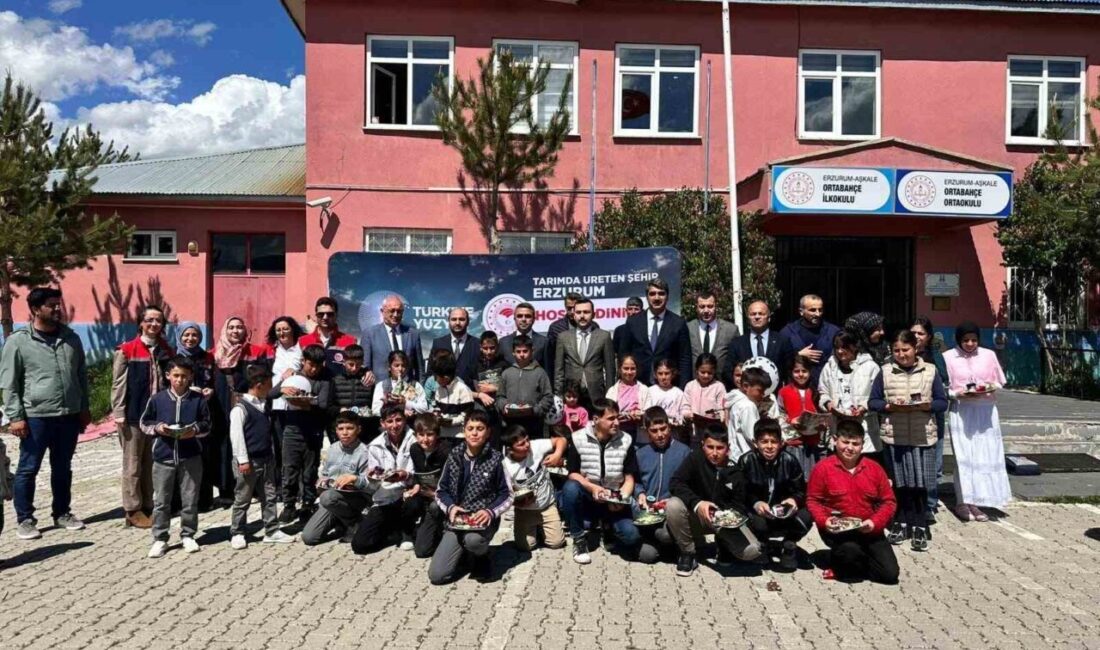 1 Haziran Dünya Süt Günü kapsamında Erzurum’un Aşkale ilçesinde çeşitli