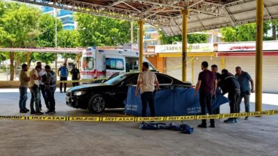 Aydın’ın Söke ilçesinde kendisini aldattığını düşündüğü eşi ve 1 kişiyi
