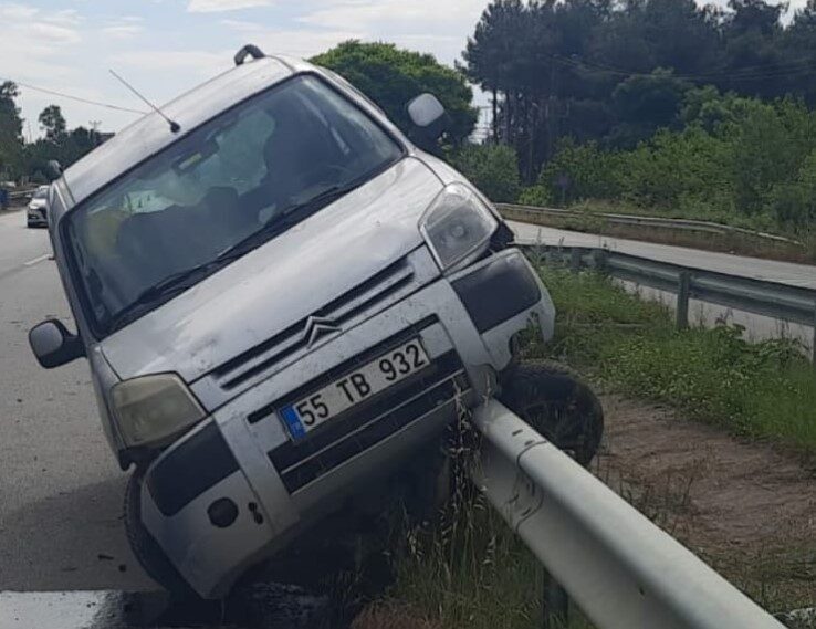 Samsun’un Bafra ilçesinde meydana gelen trafik kazasında 4 kişi yaralandı.