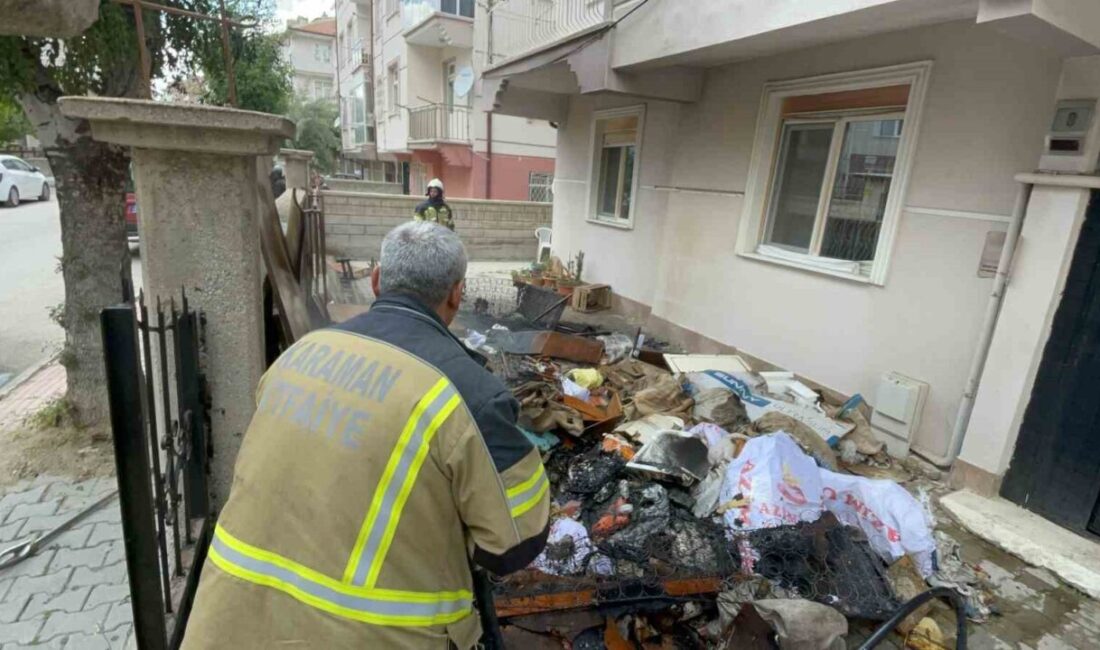 Karaman’da bir apartmanın bahçesindeki atık eşyaların tutuşması sonucu çıkan yangın