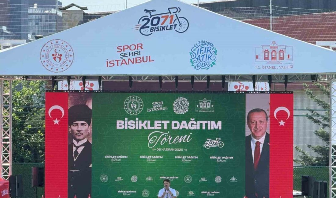 Bahçelievler Belediyesi’nin katkılarıyla 2 bin 71 adet bisiklet düzenlenen tören