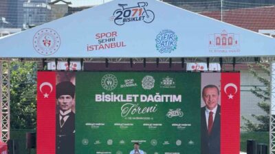 Bahçelievler Belediyesi’nin katkılarıyla 2 bin 71 adet bisiklet düzenlenen tören