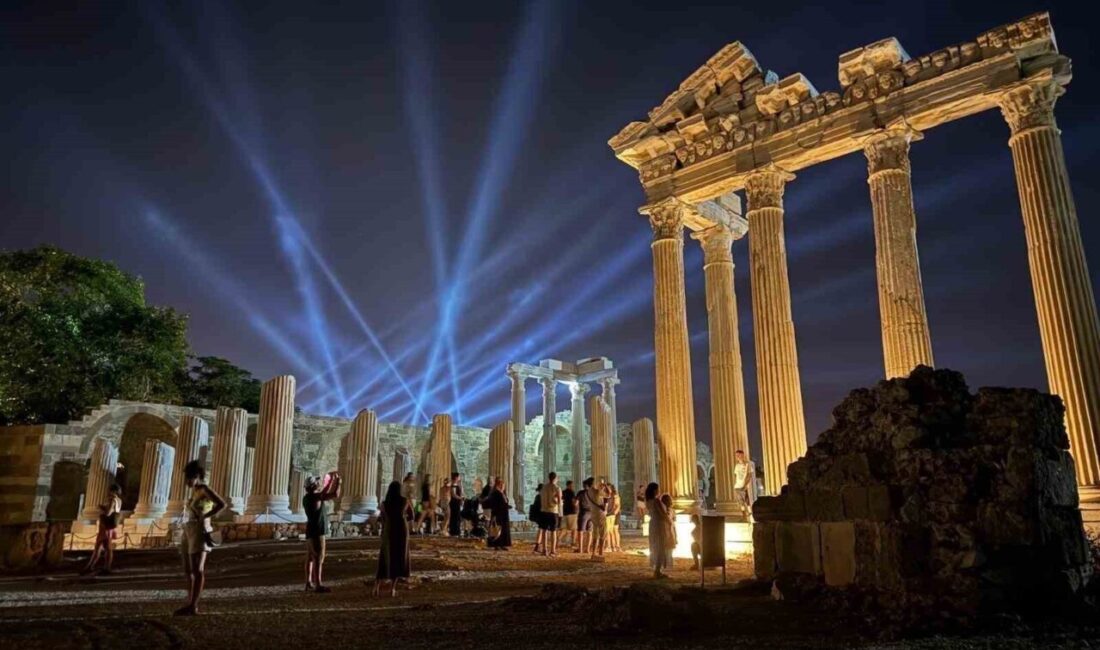 Kültür ve Turizm Bakanı Mehmet Nuri Ersoy, Gece Müzeciliği uygulaması