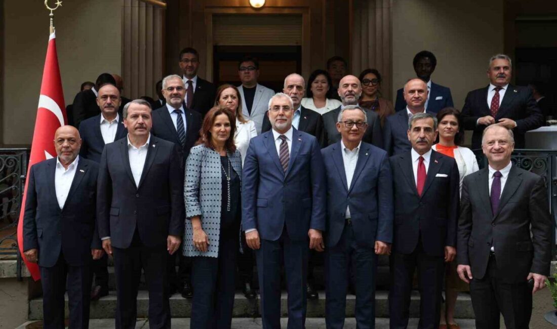 Çalışma ve Sosyal Güvenlik Bakanı Vedat Işıkhan, işçi, işveren ve