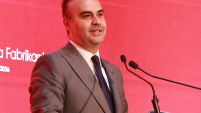 Gaziantep’te çikolata fabrikası açılışına katılan Sanayi ve Teknoloji Bakanı Mehmet