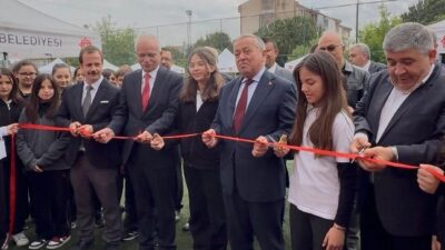 Balıkesir’in Karesi ilçesindeki Karahallılar Ortaokulu öğrencileri, Bilim Fuarı kapsamında hazırladıkları
