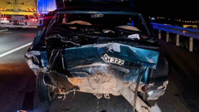 Kırıkkale’de arıza nedeniyle bankette duran otomobile başka bir aracın çarpması
