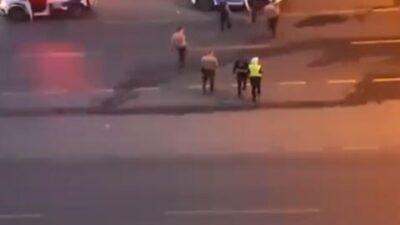 Başakşehir’de gece saatlerinde motosiklet ile dükkan kurşunlayan 2 şüpheli suçüstü