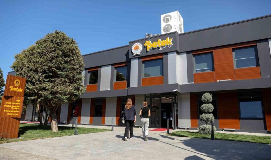 Samsun Büyükşehir Belediye Başkanı Halit Doğan, gençlerin eğitim, sosyal yaşam