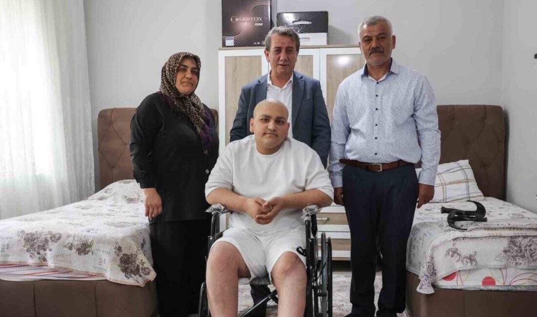 Efeler Belediye Başkanı Anıl Yetişkin, kanser tedavisi gören ve yürümekte