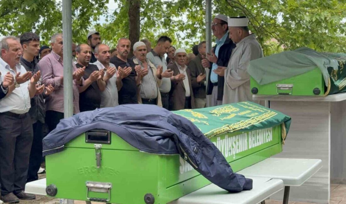 İstanbul’dan bayram ziyaretinden dönerken Bolu’da geçirdikleri kazada hayatını kaybeden karı-koca,