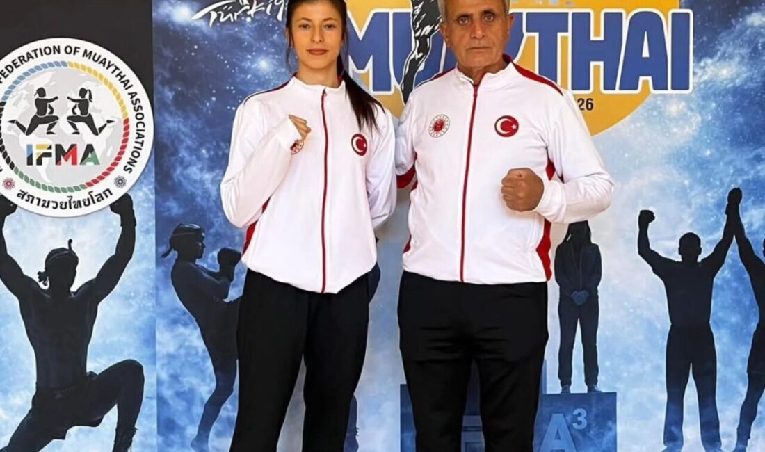 Adıyaman’ın Besni Şehit Abidin Tanrıkolu Anadolu Lisesi öğrencisi Berfin Polat,