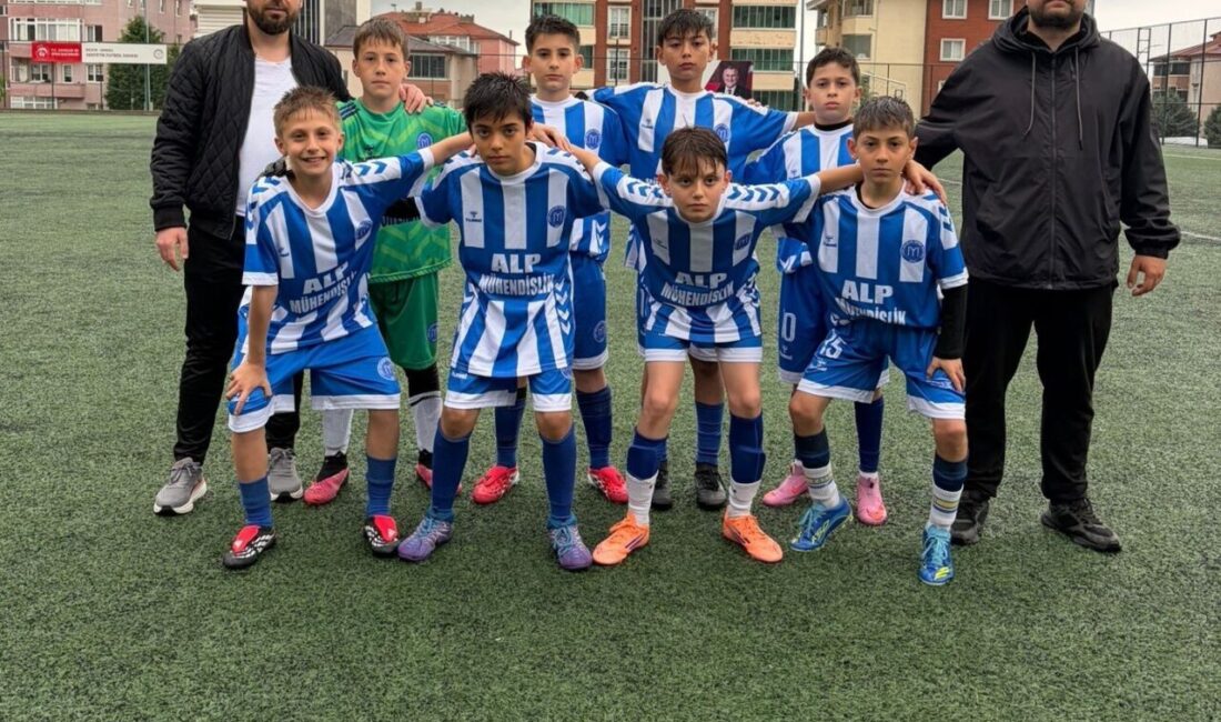 Bilecik U12 Gençler Ligi’nde 4’üncü hafta geride kalırken, 3 grupta