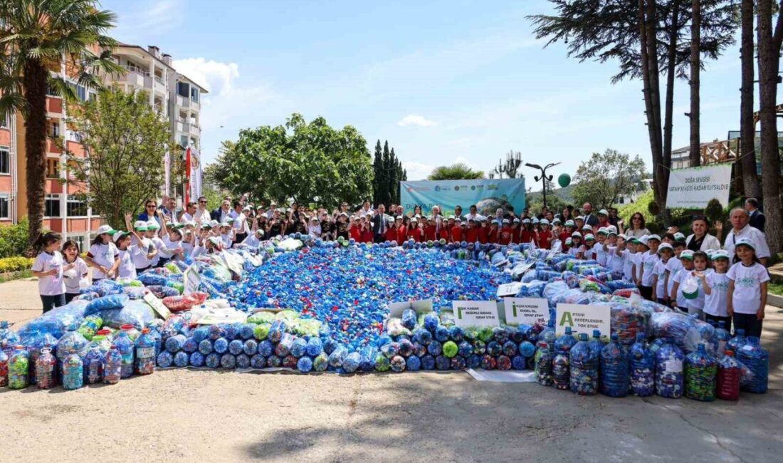 Bilecik’te ’Türkiye Çevre Haftası’ kapsamında 4 bin 469 kilo mavi