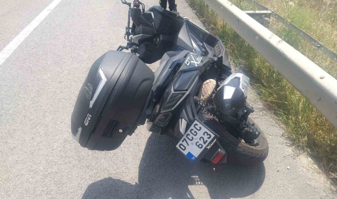Bilecik’te bir motosikletin bariyerlere çarpması sonucu meydana gelen trafik kazasında