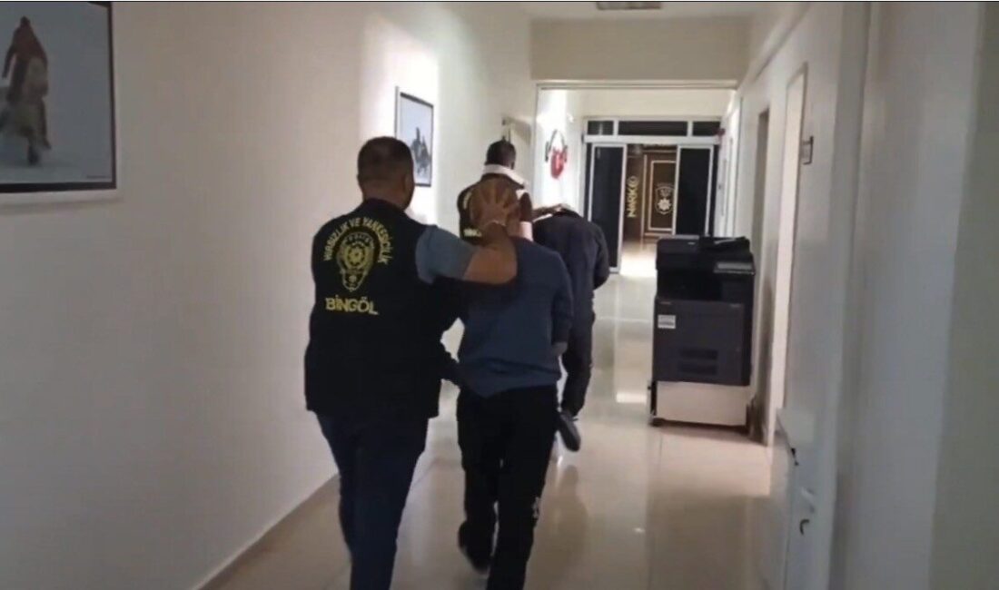 Bingöl’de bir ikametten yapılan hırsızlık sonucu polis ekipleri tarafından yapılan