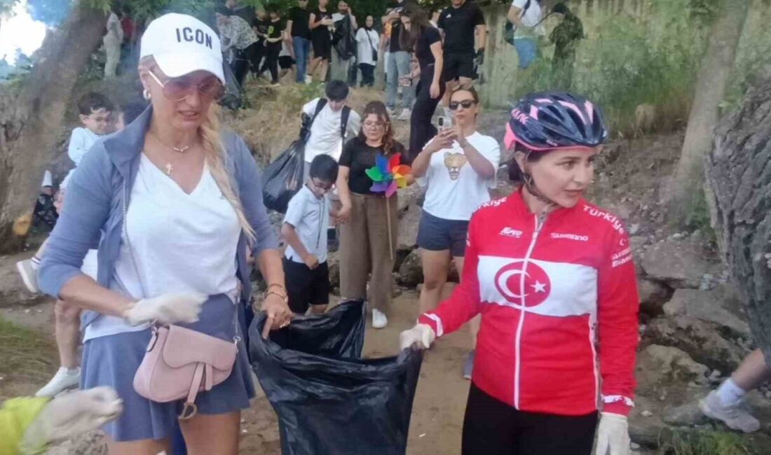 Antalya’nın Manavgat ilçesinde, 3 Haziran Dünya Bisiklet Günü kapsamında bisiklet