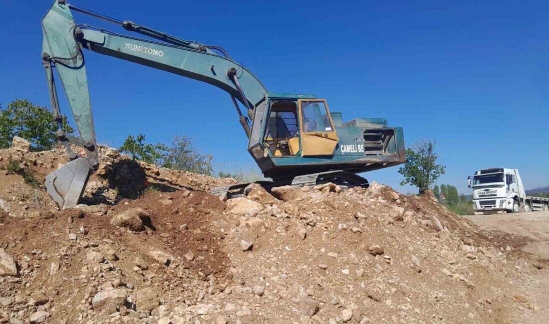 Çameli Belediyesi Fen İşleri Müdürlüğü ekipleri, Kalınkoz Mahallesi’nde yağışlar nedeniyle
