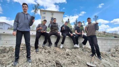 Kütahya’da, “Çevreme Duyarlıyım, Değerlerime Sahip Çıkıyorum” (ÇEDES) Projesi kapsamında gerçekleştirilen