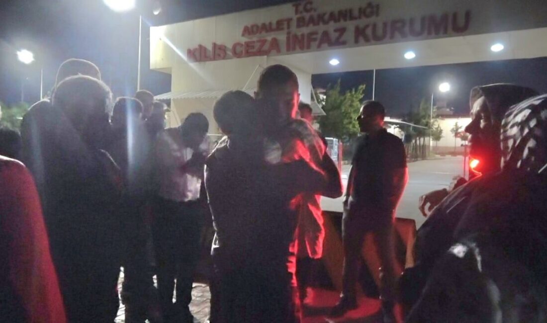İstanbul merkezli yürütülen soruşturma kapsamında tutuklanarak cezaevine gönderilen CHP Kilis