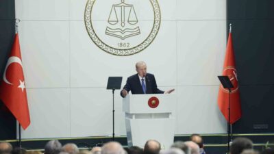 Cumhurbaşkanı Recep Tayyip Erdoğan, “Son dönemde kimi zaman hayretle, kimi