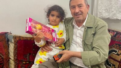Darende Belediye Başkanı Alican Bozkurt, Balaban Gökderen Mezrası’nda hane ziyaretlerinde
