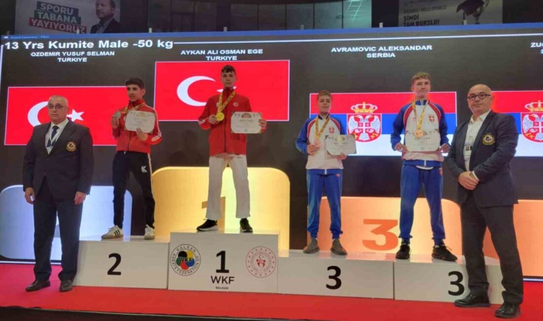 Darıca Belediyesi Eğitim ve Spor Kulübü sporcuları, İstanbul’da düzenlenen Balkan