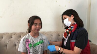 Kanserle mücadele programına genç erkekleri de dahil ederek Türkiye’de bir