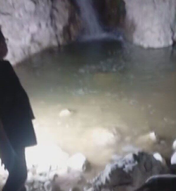 Hatay’da serinlemek için girdiği derede boğulma tehlikesi geçiren çocuk kaldırıldığı