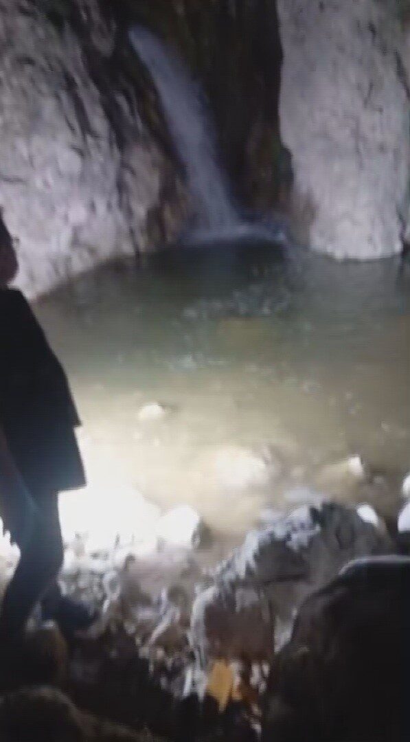 Hatay’da serinlemek için girdiği derede boğulma tehlikesi geçiren çocuk kaldırıldığı