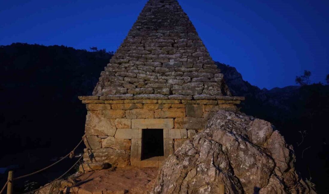 Muğla’nın Marmaris ilçesinin Turgut Mahallesi’nde bulunan ve Türkiye’de günümüze sağlam