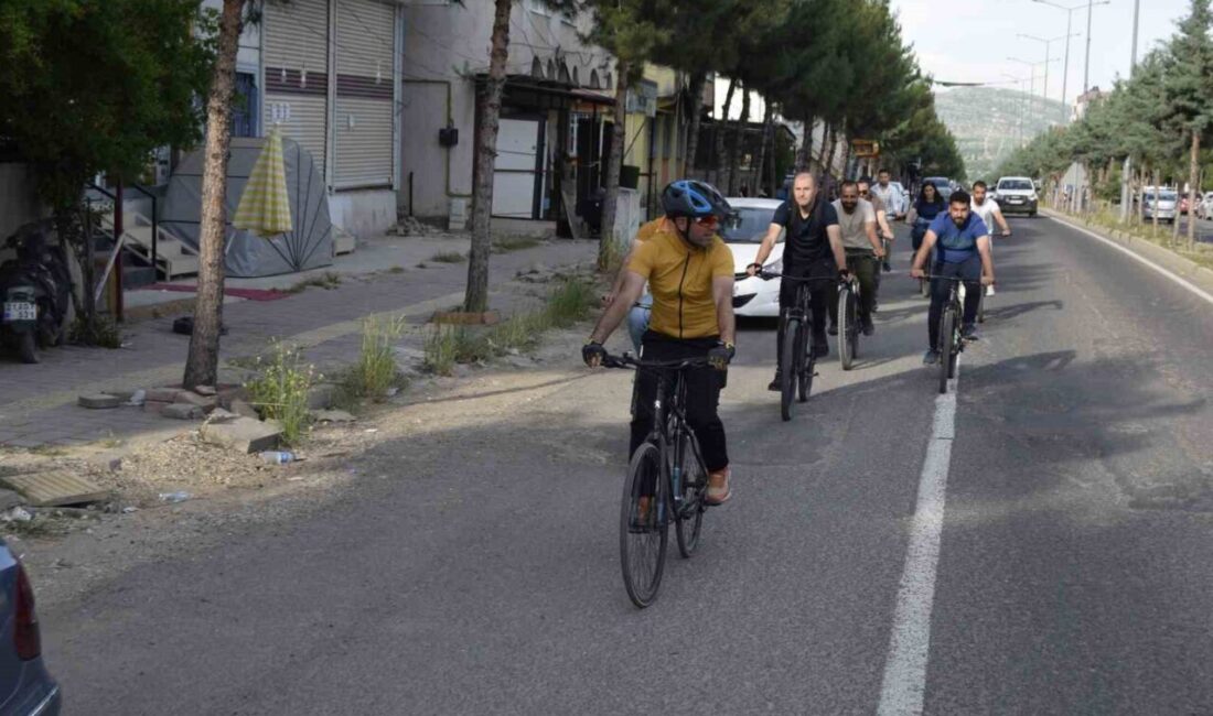 Diyarbakır’ın Dicle İlçesinde birçok sporsever vatandaş, 3 Haziran Dünya Bisiklet