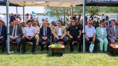 Bilecik Pelitözü Gölpark’ta ‘Dünya Bize Emanet’ mesajı yükseldi. Bilecik Pelitözü