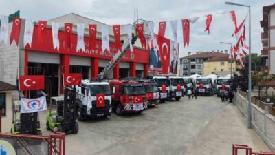 Düzce Belediye Başkanı Dr. Faruk Özlü, itfaiye teşkilatına 2019 yılından