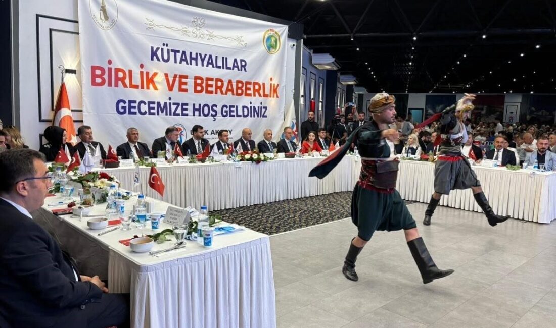 Ege Bölgesi Kütahyalılar Federasyonu tarafından düzenlenen “Kütahyalılar Birlik ve Beraberlik
