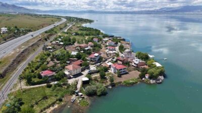 Keban Baraj Gölü Aşağı İçme köyü mevkisinde yaşanan büyük değişim