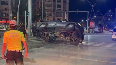 Elazığ’da otomobil ile SUV aracın çarpışması sonucu meydana gelen trafik