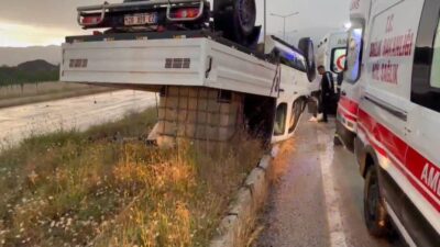 Elazığ’da peş peşe meydana gelen 2 ayrı trafik kazasında 7