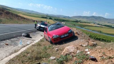 Elazığ’da otomobilin takla atması sonucu meydana gelen trafik kazasında bir