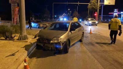 Elazığ’da iki otomobilin çarpışması sonucu meydana gelen trafik kazasında 1