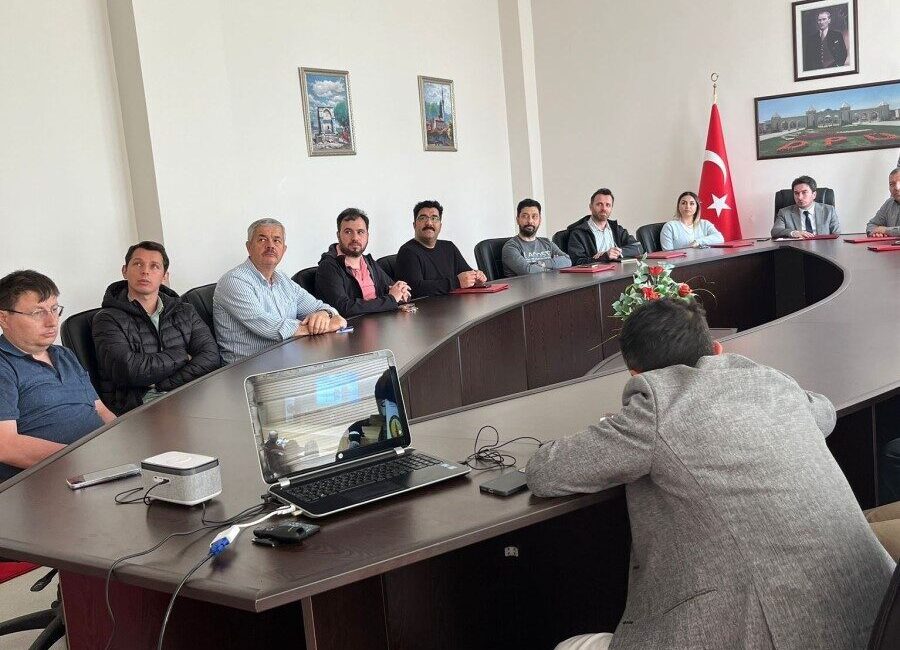 Kütahya Dumlupınar Üniversitesi (DPÜ) Emet Meslek Yüksekokulunda (MYO) “Kalite Meslektaş