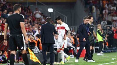 Milli futbolcu Eren Elmalı, Kuzey Makedonya maçında yaşadığı sakatlıktan dolayı