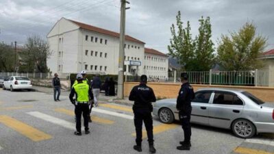 Erzincan’da okul çevreleri ve servis araçlarına yönelik gerçekleştirilen denetimlerde 3