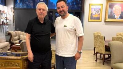 Erzurum Fenerbahçeliler Derneği Başkanı Türker Özkara ve dernek üyeleri, Fenerbahçe