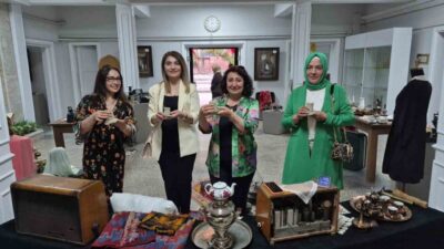 Eskişehir Olgunlaşma Enstitüsü tarafından düzenlenen ’Yaşayan Hatıralar-Anı Sergisi’nde vatandaşların evlerinde