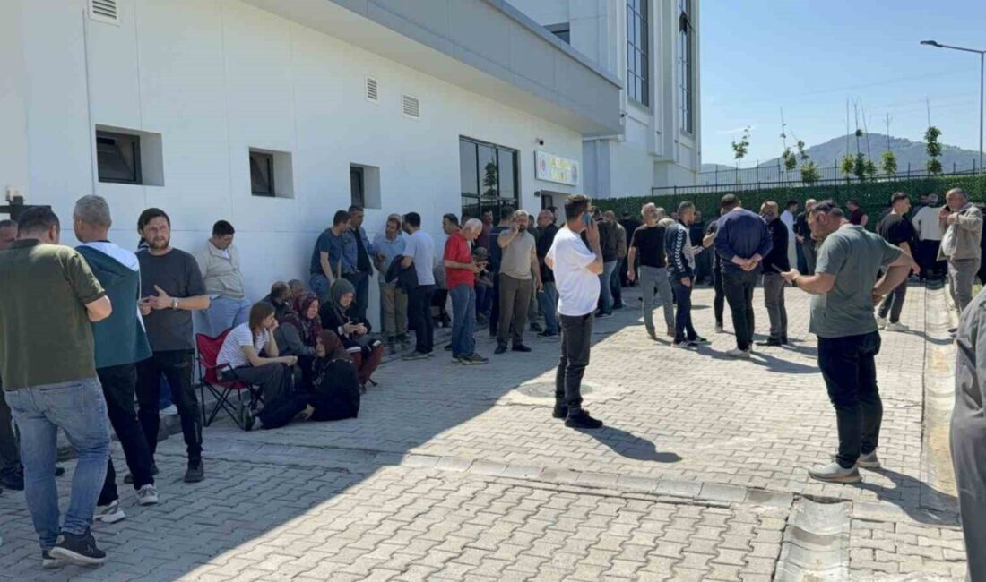 Samsun’un Tekkeköy ilçesindeki Yeşilyurt Demir Çelik Fabrikası’nda meydana gelen ve