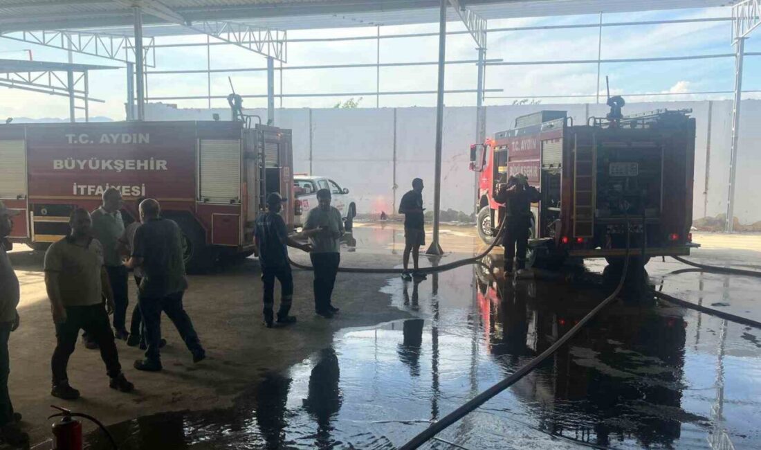 Aydın’ın Nazilli ilçesinde bir fabrikada çıkan yangın itfaiye ekiplerinin müdahalesi