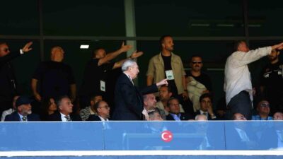 Fenerbahçe’nin olağanüstü seçimli genel kurul toplantısında “8 yıldır nerede Aziz